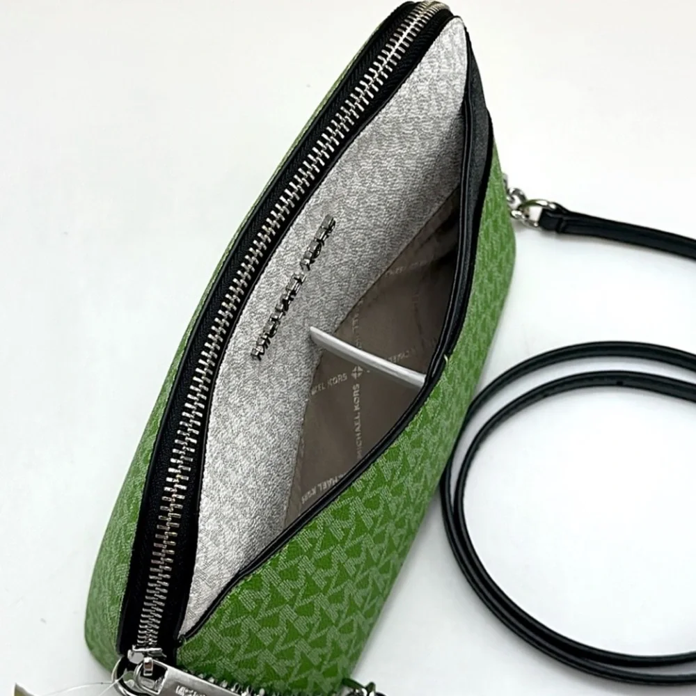 Michael Kors Jet Set Travel Color-Block Signature Logo Crossbody Bag Jangle Gree